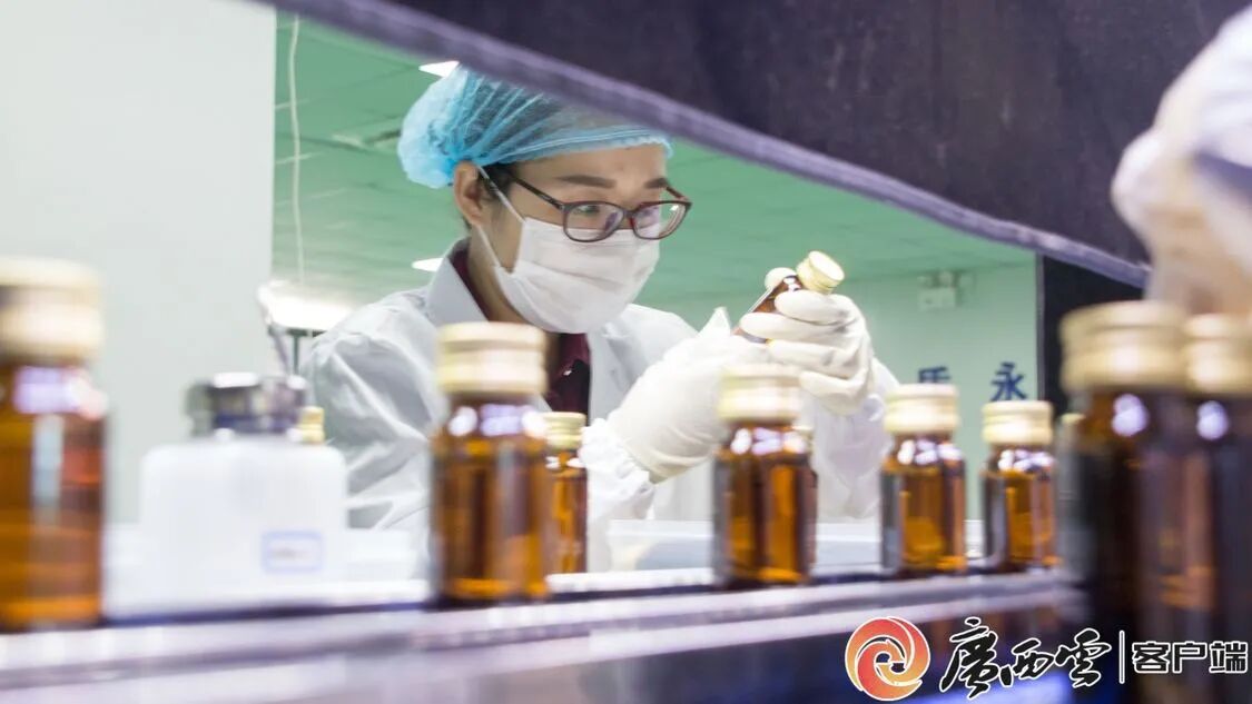 廣西日?qǐng)?bào)聚焦天緣綠：從產(chǎn)品創(chuàng)新到行業(yè)標(biāo)準(zhǔn)，引領(lǐng)芭蕉健康產(chǎn)業(yè)升級(jí)